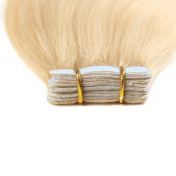 Bighair Tape Extensions detail blond